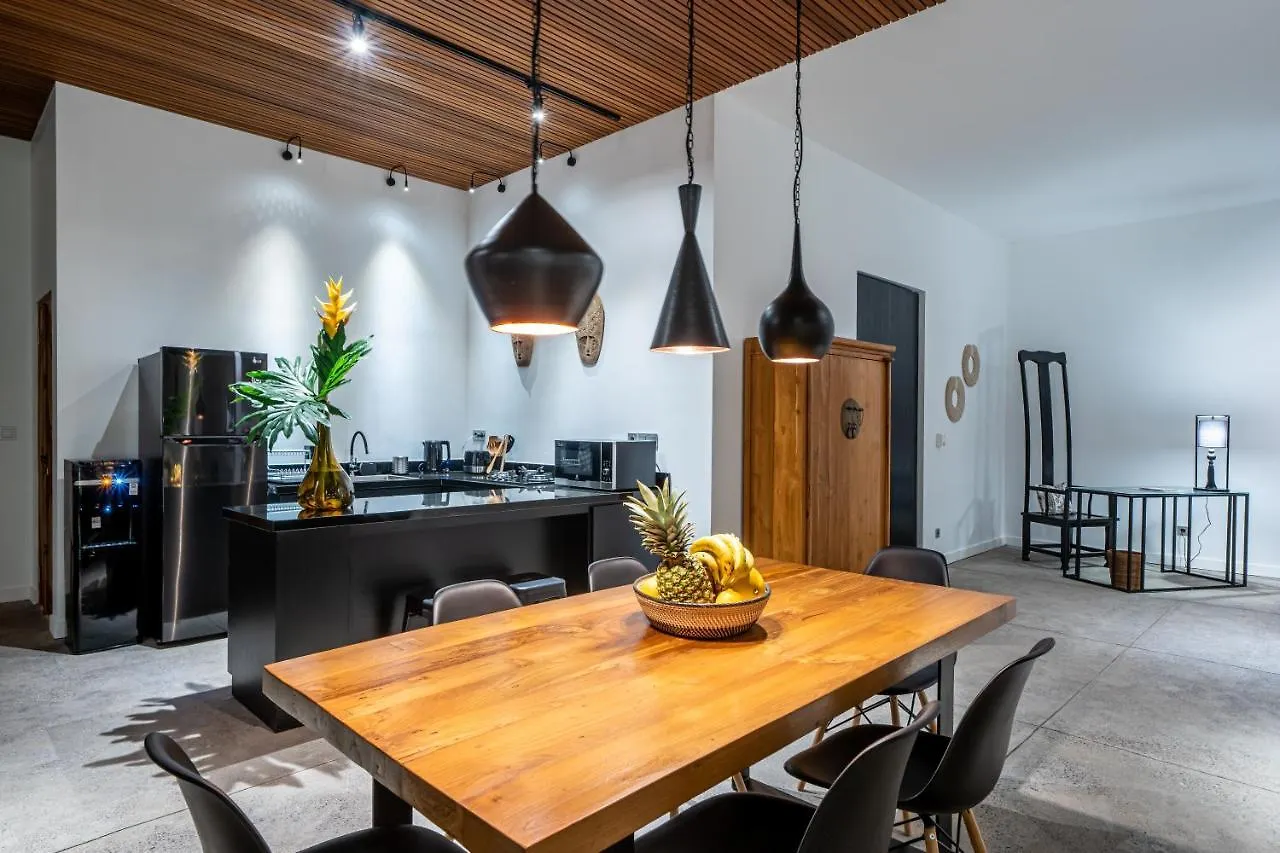 Villa Rouge - Loft Evanoah Ubud  Indonesia